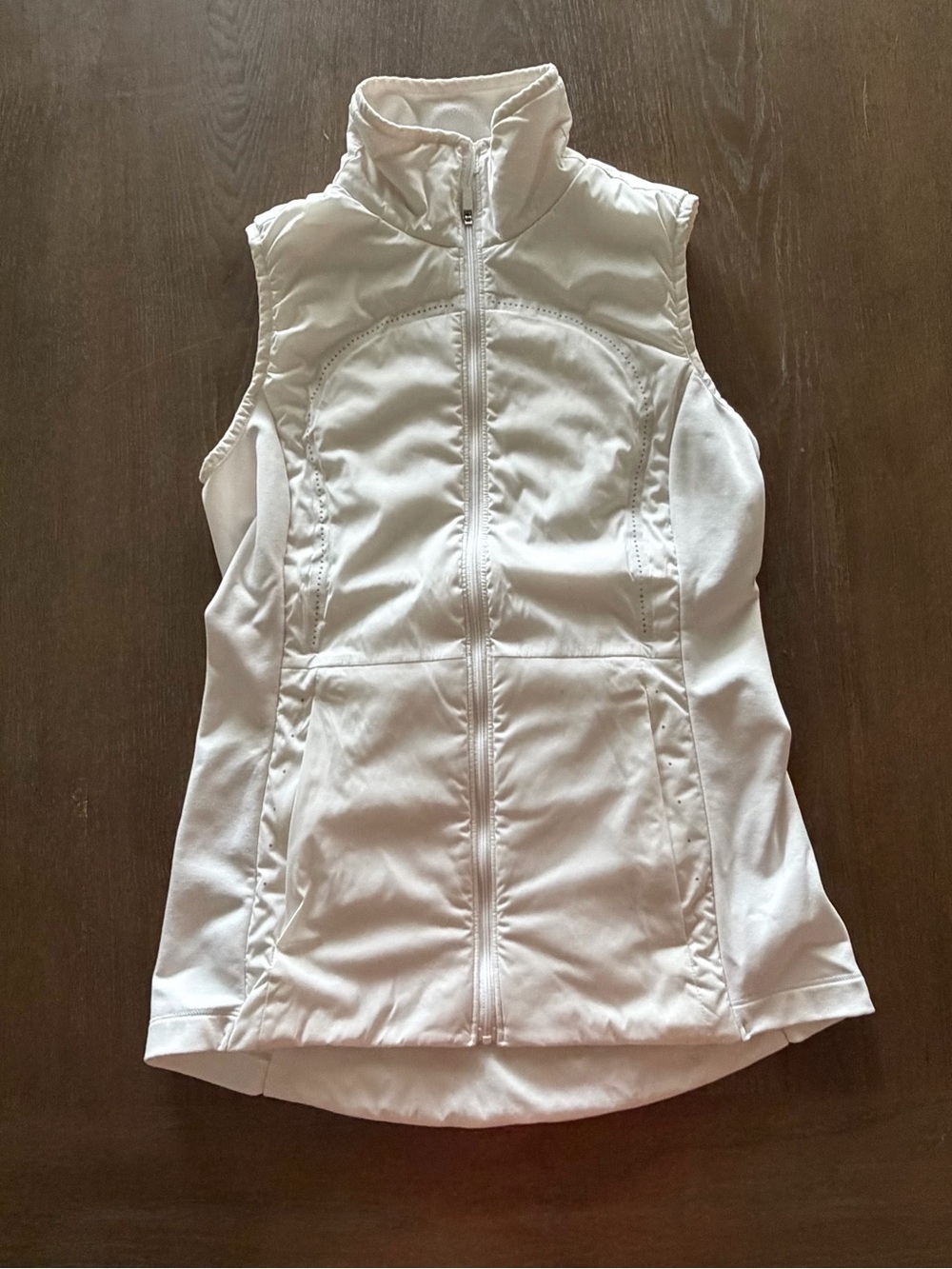 Lululemon White Full Zip Running Vest Size 6
